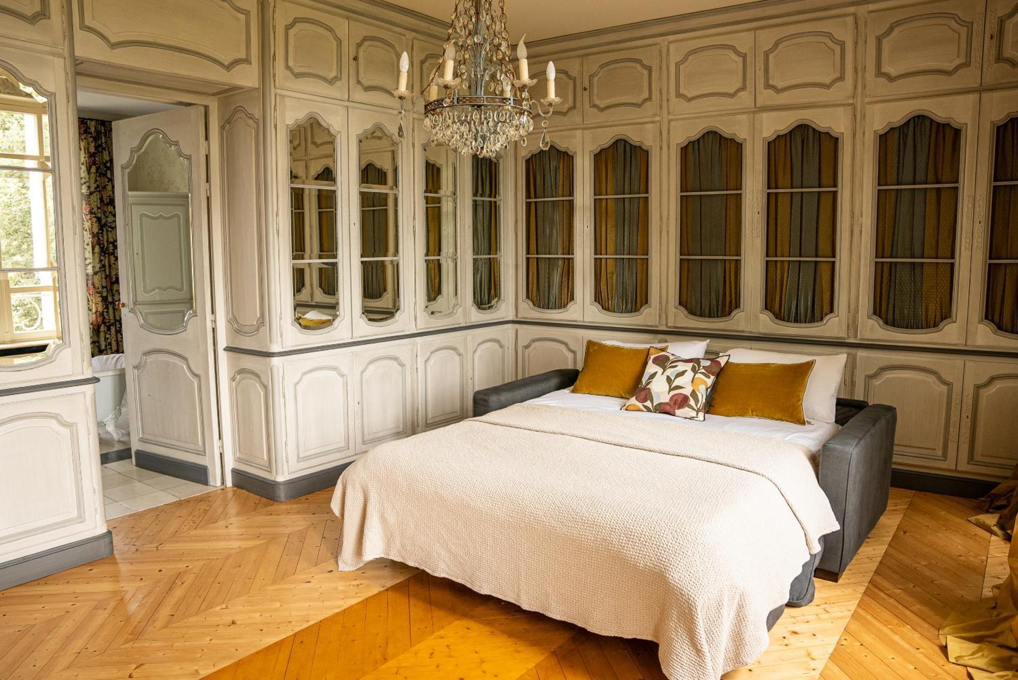 Chateau De Lussac Lussac  Phòng bức ảnh